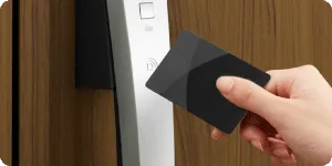 リシェント玄関ドアスマートロックシステムfamilock(カードキー)